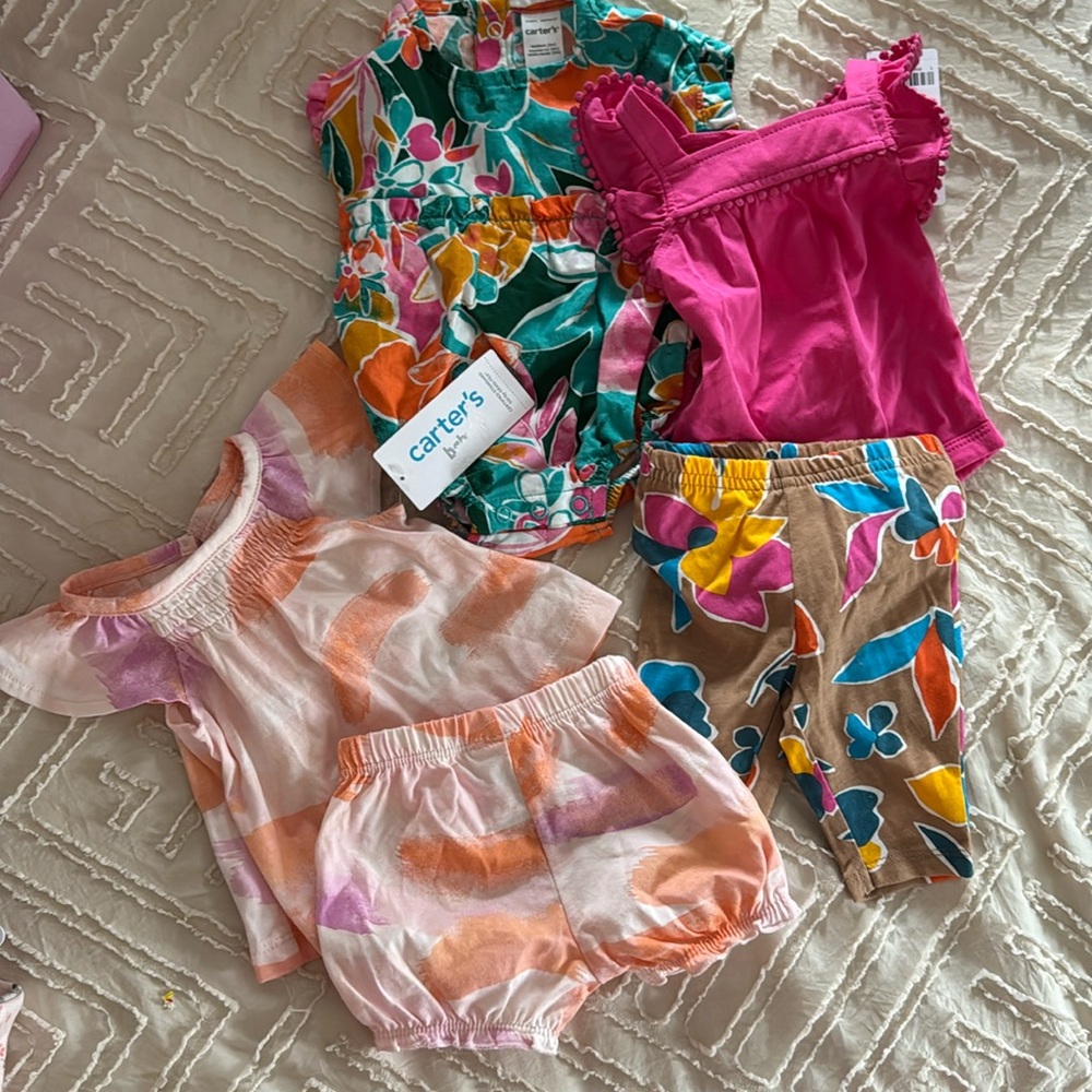 NWT: 3 newborn outfits